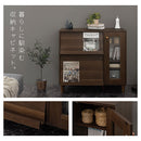 キャビネット〔D〕幅90cm フラップ2扉 ガラス扉4段 キャビネット ガラス扉 リビングボード テレビ台 フラップ扉 リビング 収納棚 3段 脚付き 収納家具 寝室 玄関収納 キッチン収納 マルチラック 白 茶色 ぼん家具